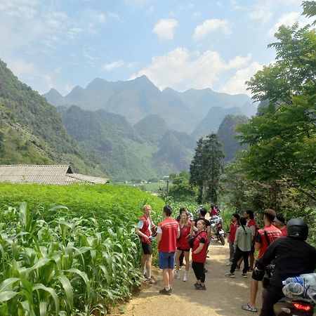 Lotus Premium Lodge - Lotus Group Tours 河江 外观 照片