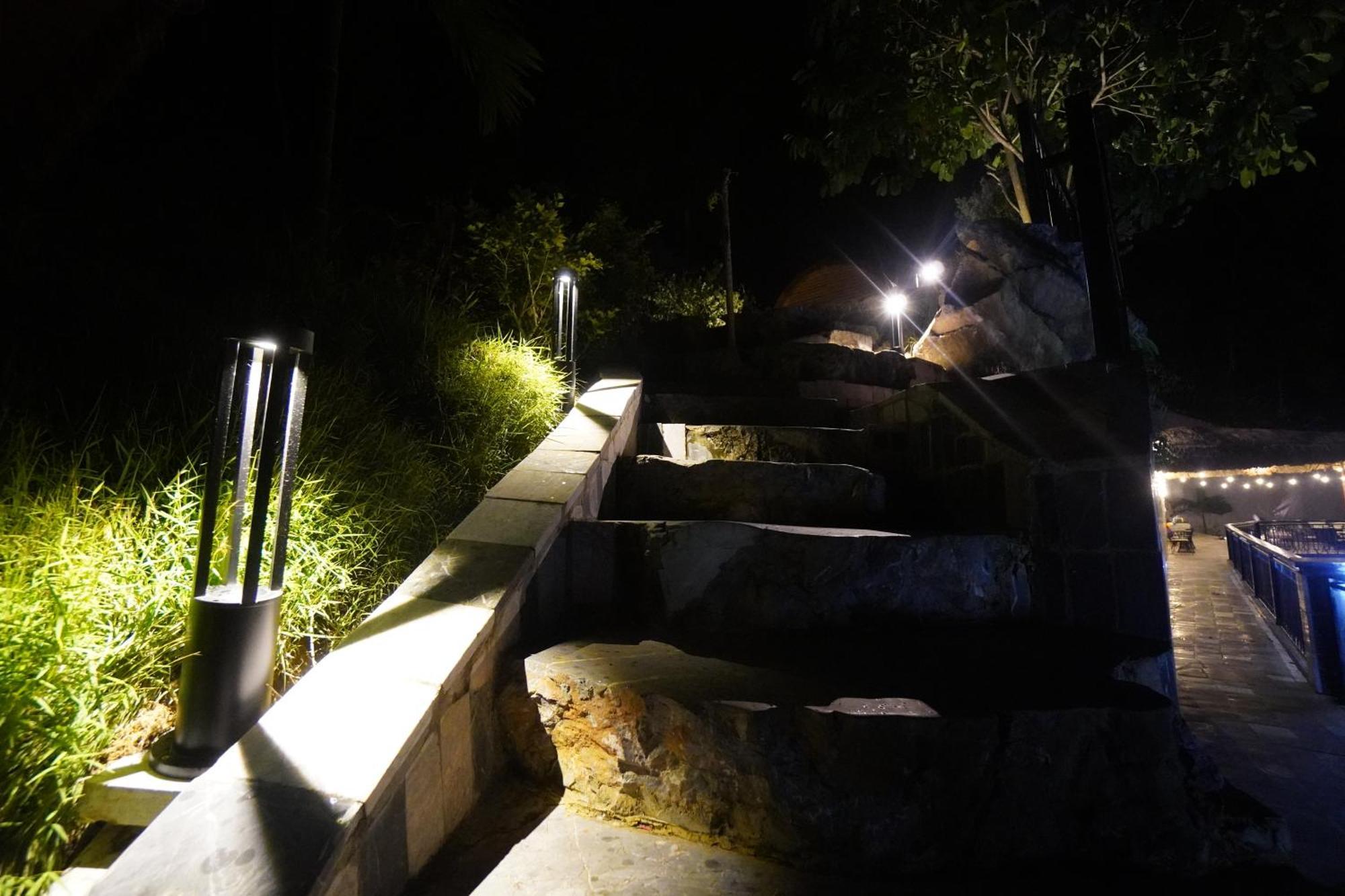 Lotus Premium Lodge - Lotus Group Tours 河江 外观 照片