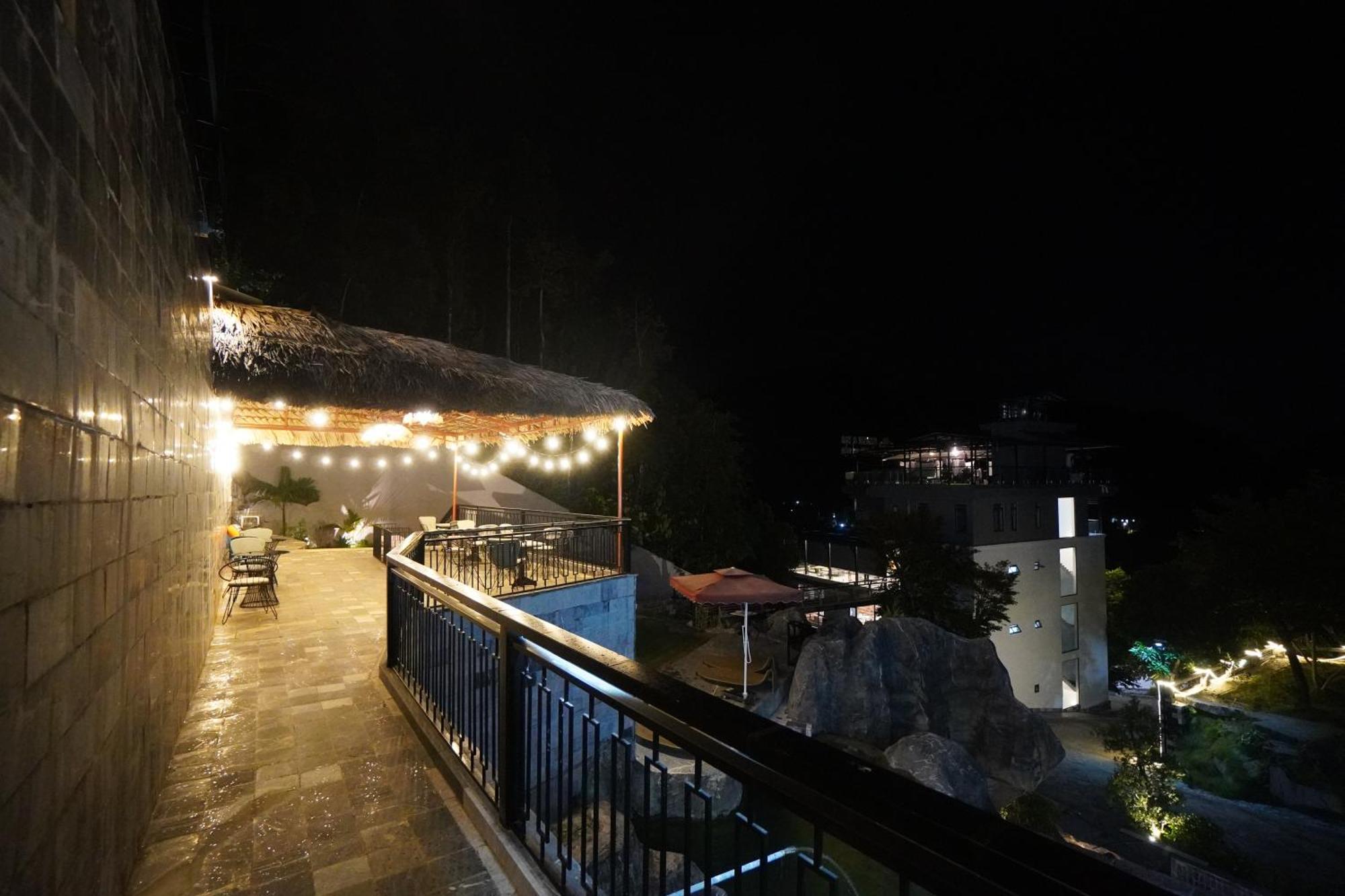 Lotus Premium Lodge - Lotus Group Tours 河江 外观 照片
