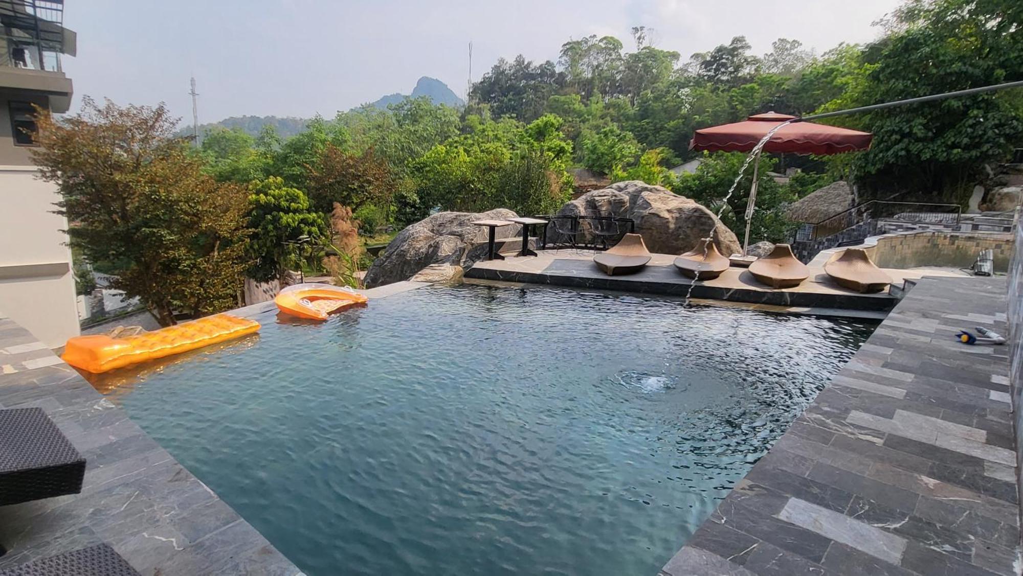 Lotus Premium Lodge - Lotus Group Tours 河江 外观 照片