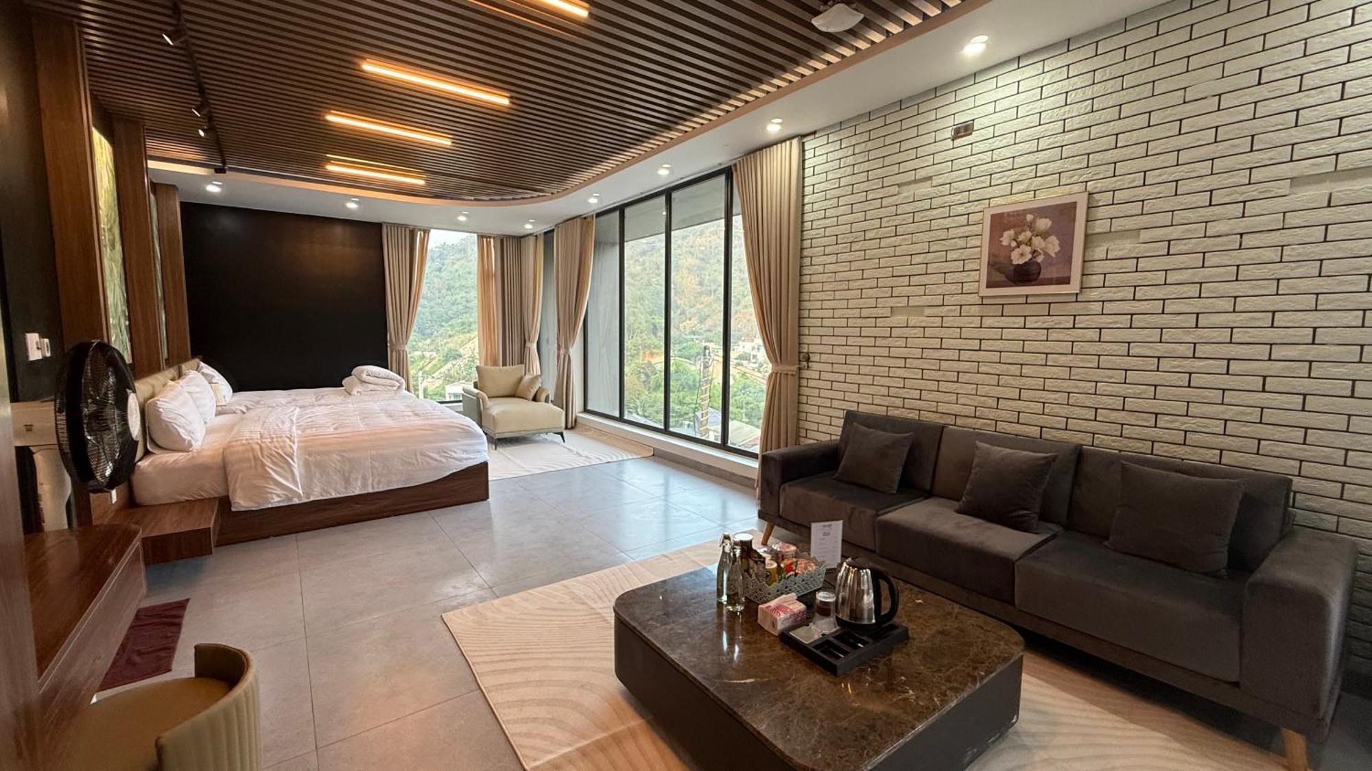Lotus Premium Lodge - Lotus Group Tours 河江 外观 照片